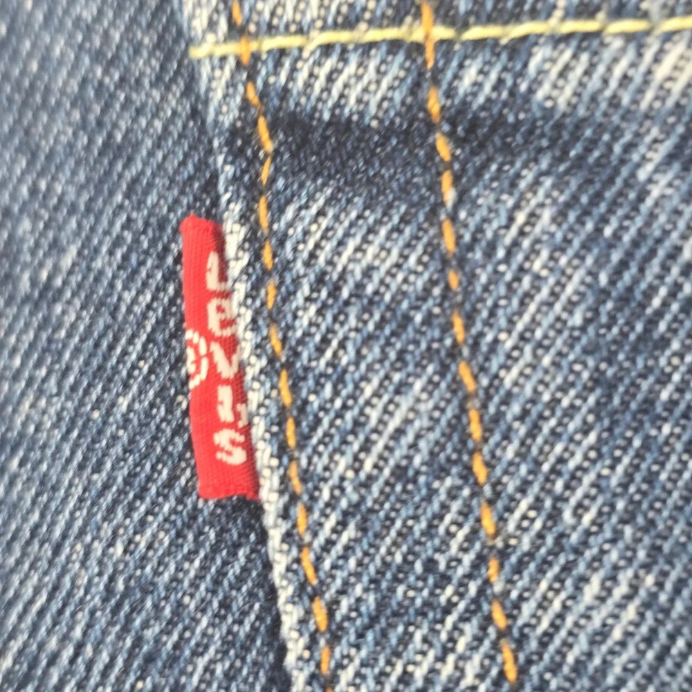 Levi's 550 Relaxed Fit Jeans Men 44x29 Blue Medium Wash Tapered Leg Denim